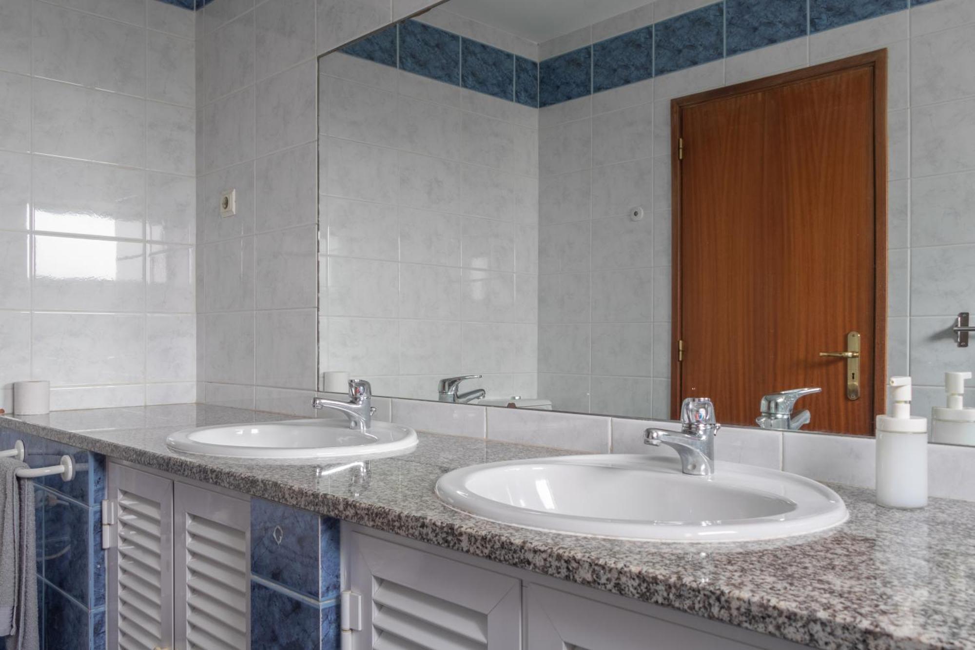 Blife Ricardya Private Rooms Faro Exterior photo